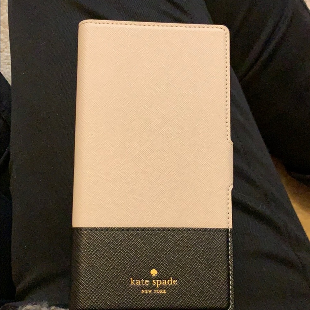 Kate Spade Sylvia IPhone Folio Phone Case